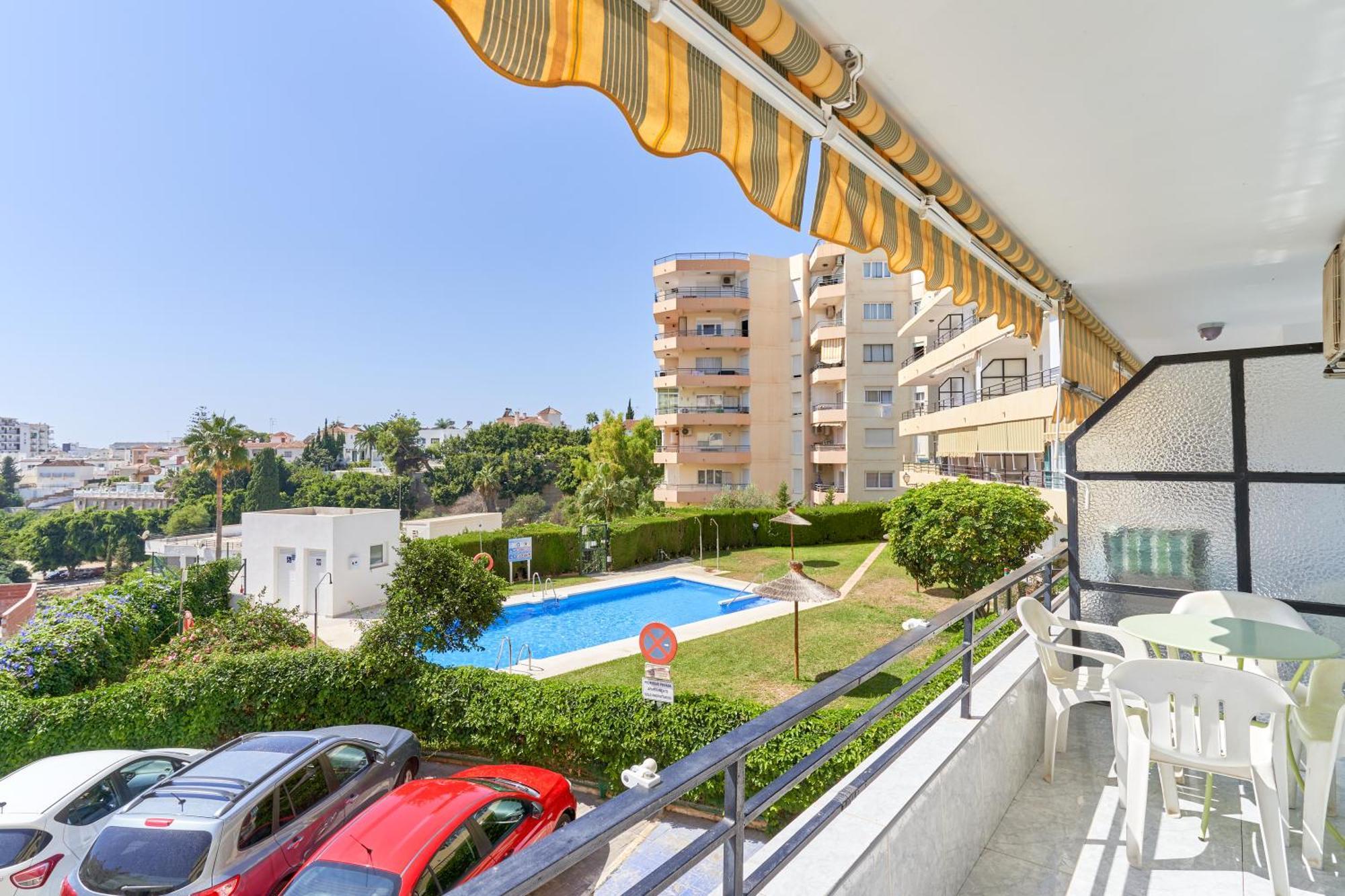 Hawaii 1St Floor Burriana, Nerja Exterior foto