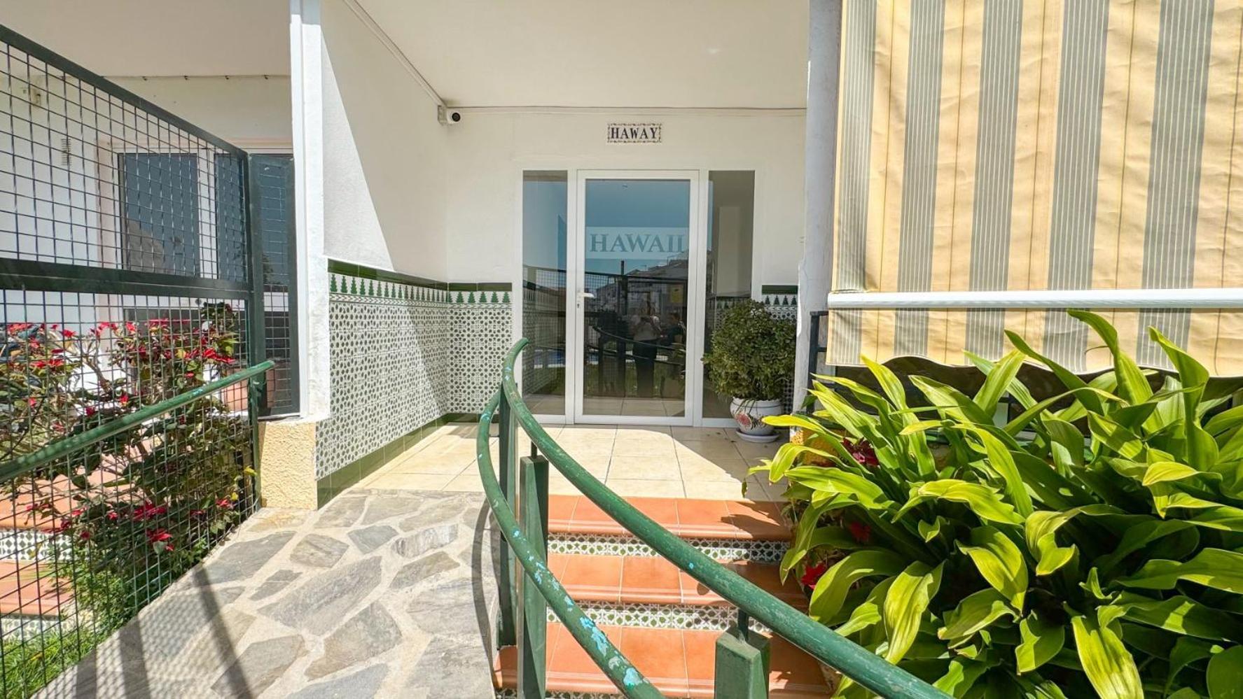 Hawaii 1St Floor Burriana, Nerja Exterior foto